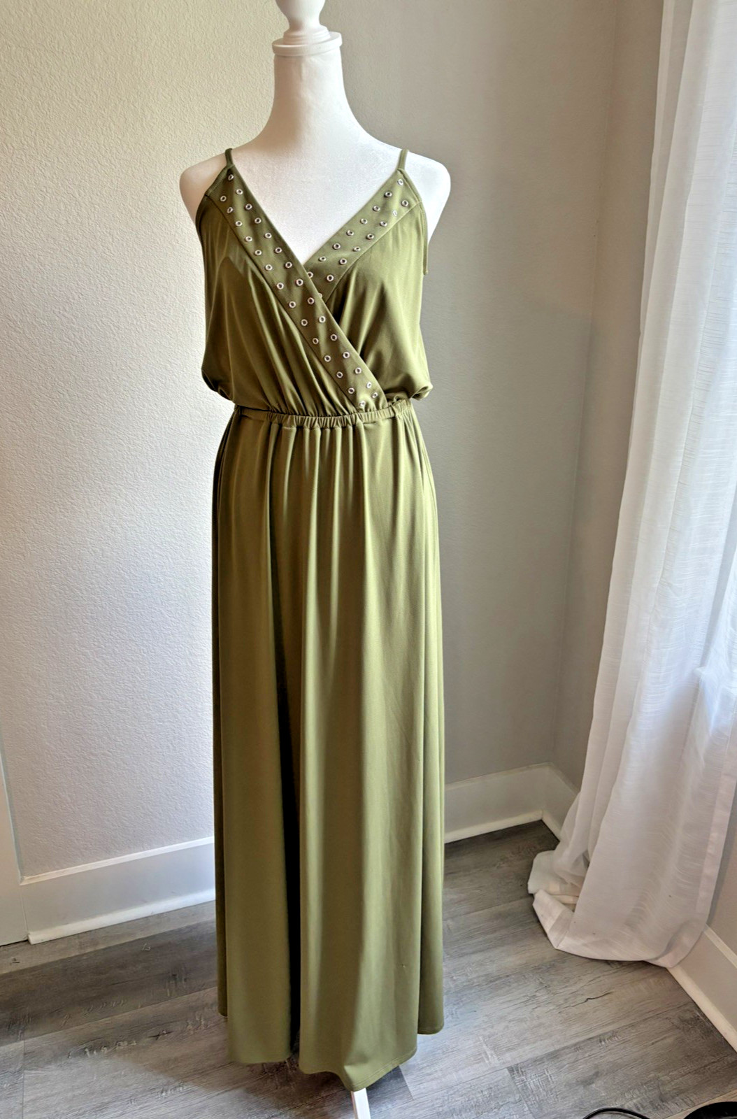 Michael Kors Maxi Dress Olive Green V-Neck Silver Accents Size Med – Boho Resort