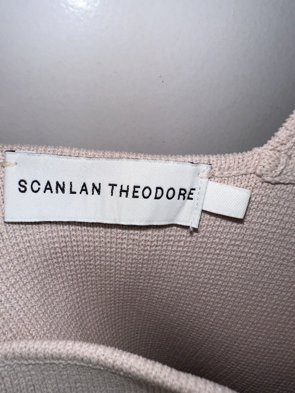 Scanlan Theodore Crepe Knit Square Pocket Dress Size Small – No belt