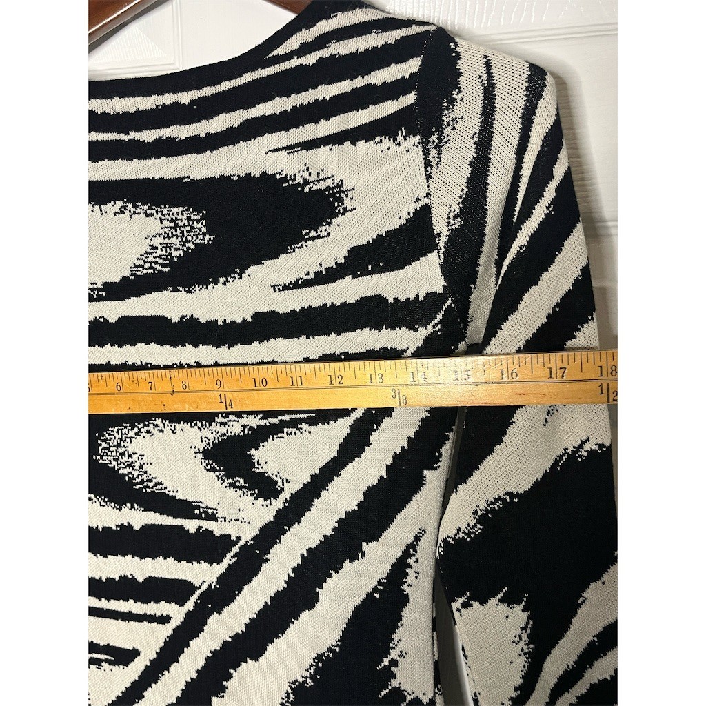 Madden Girl Sweater Maxi Dress Womens Size S Zebra Print Long Sleeve