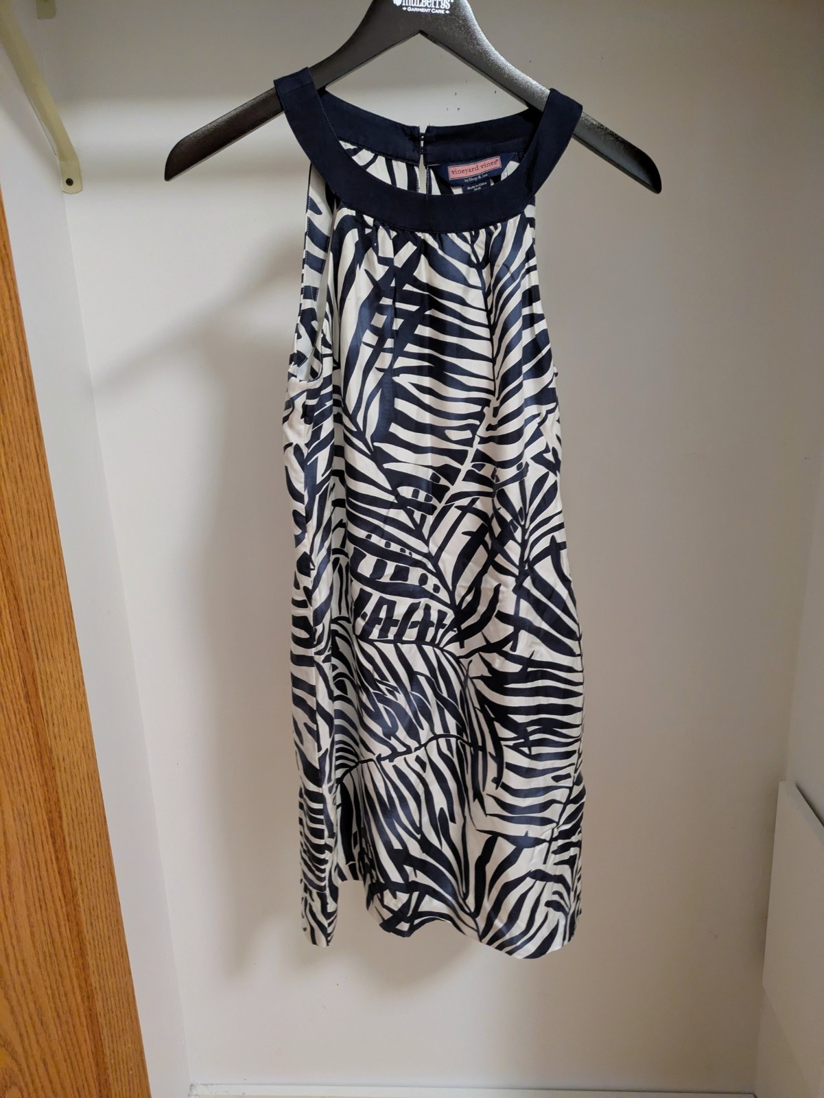 Vineyards Vines Ocean terrace 100% Silk Palm print Halter Dress navy white sz 4