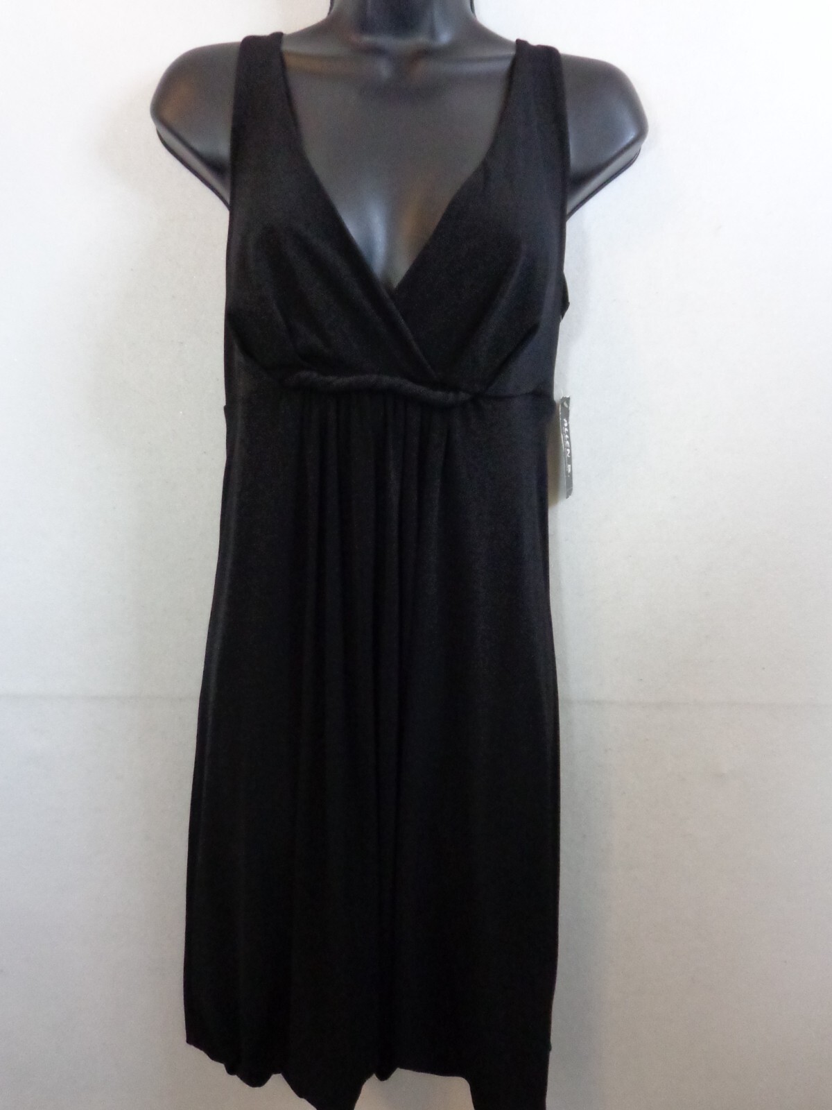 Allen B. Dress Women’s M black Sleeveless Shift V Neck New With Tags