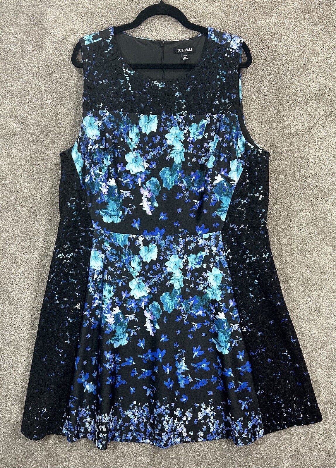 Roz & Ali Dress Size 24 Knee Length Black Blue Floral Lace Overlay Back Zip