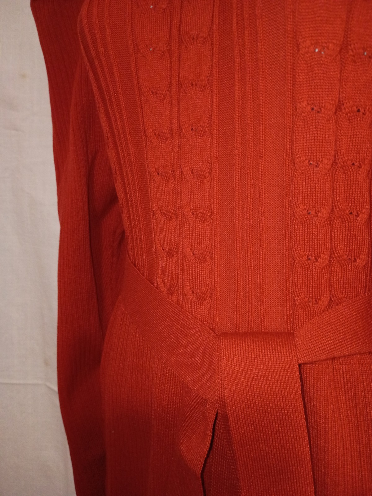 Women’s Red Solid Knit Sweater Dress Round Neck Puff Sleeve Belted Midi 3