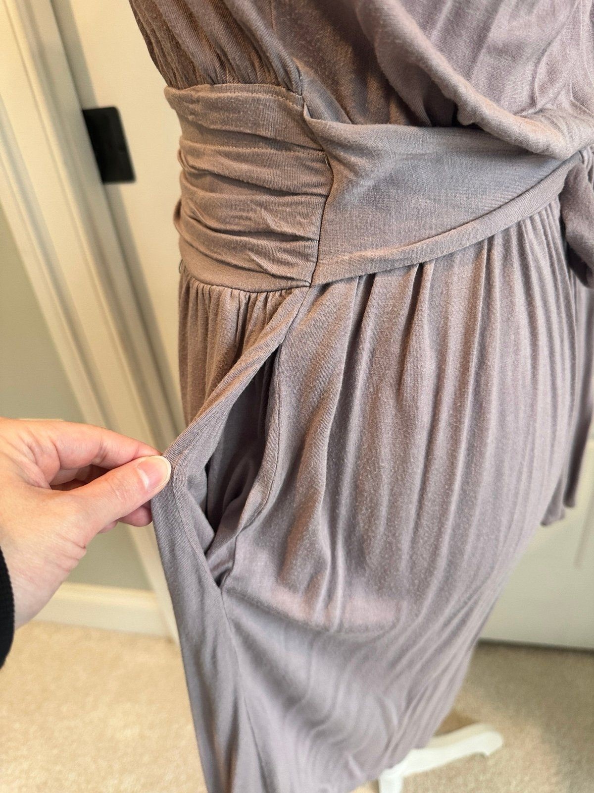o The Max Boho Mauve Ruffle Neck Midi Dress Ruched Waist XS