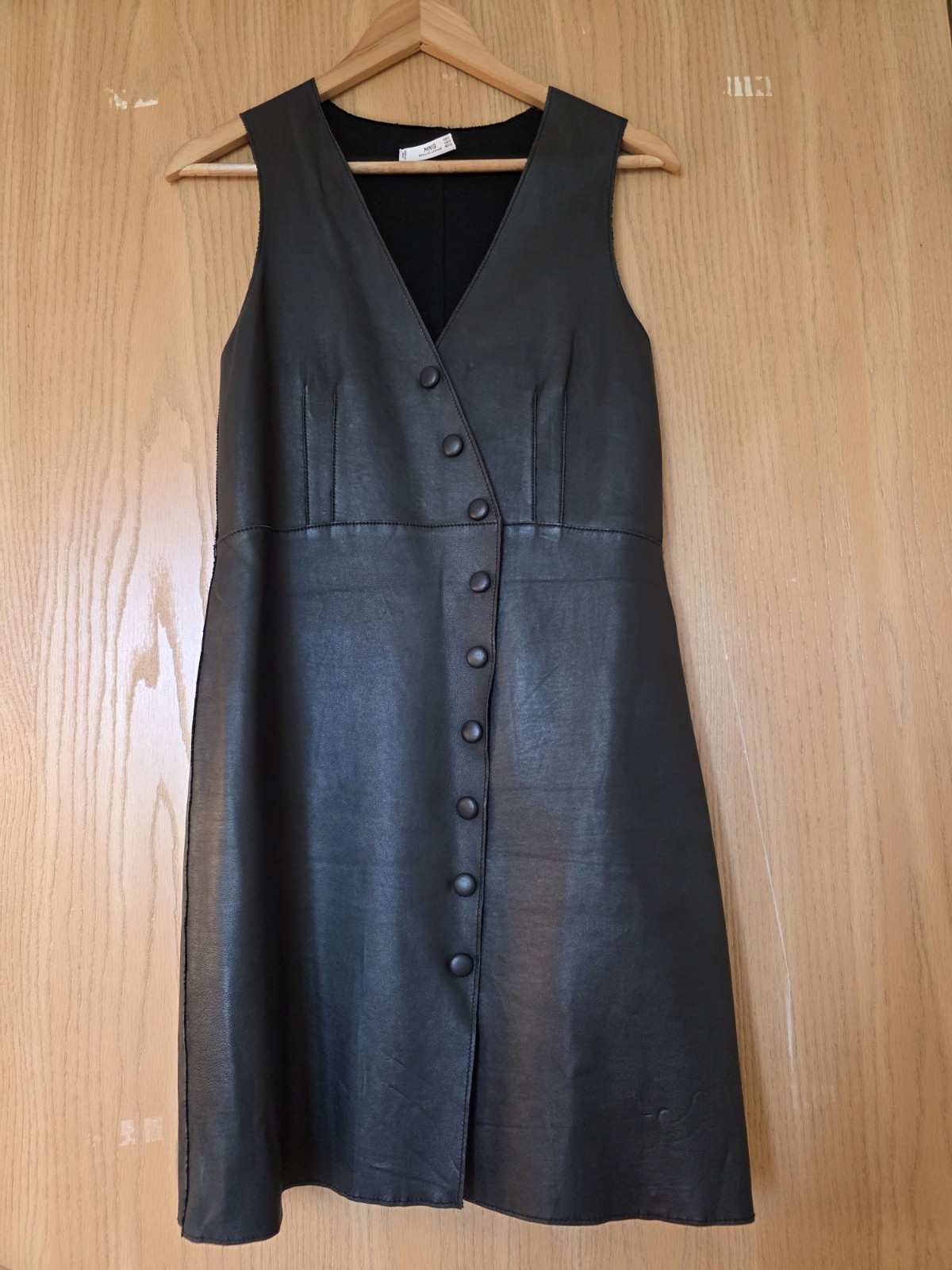 MNG Genuine sheep leather Black Sleeveless Button Dress XS Knee Length V-Neck