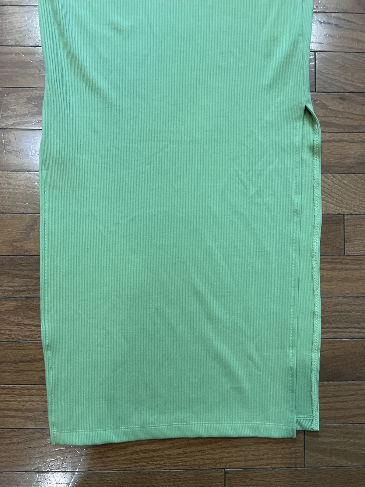 Lulus NWT Green Ribbed Twist Front Cutout Maxi Dress Side Slit Women’s M
