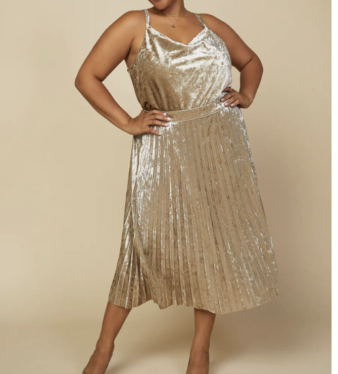 NWT Skies Are Blue Midi Skirt Top Set Dress Crushed Velvet Plus 2X Champagne