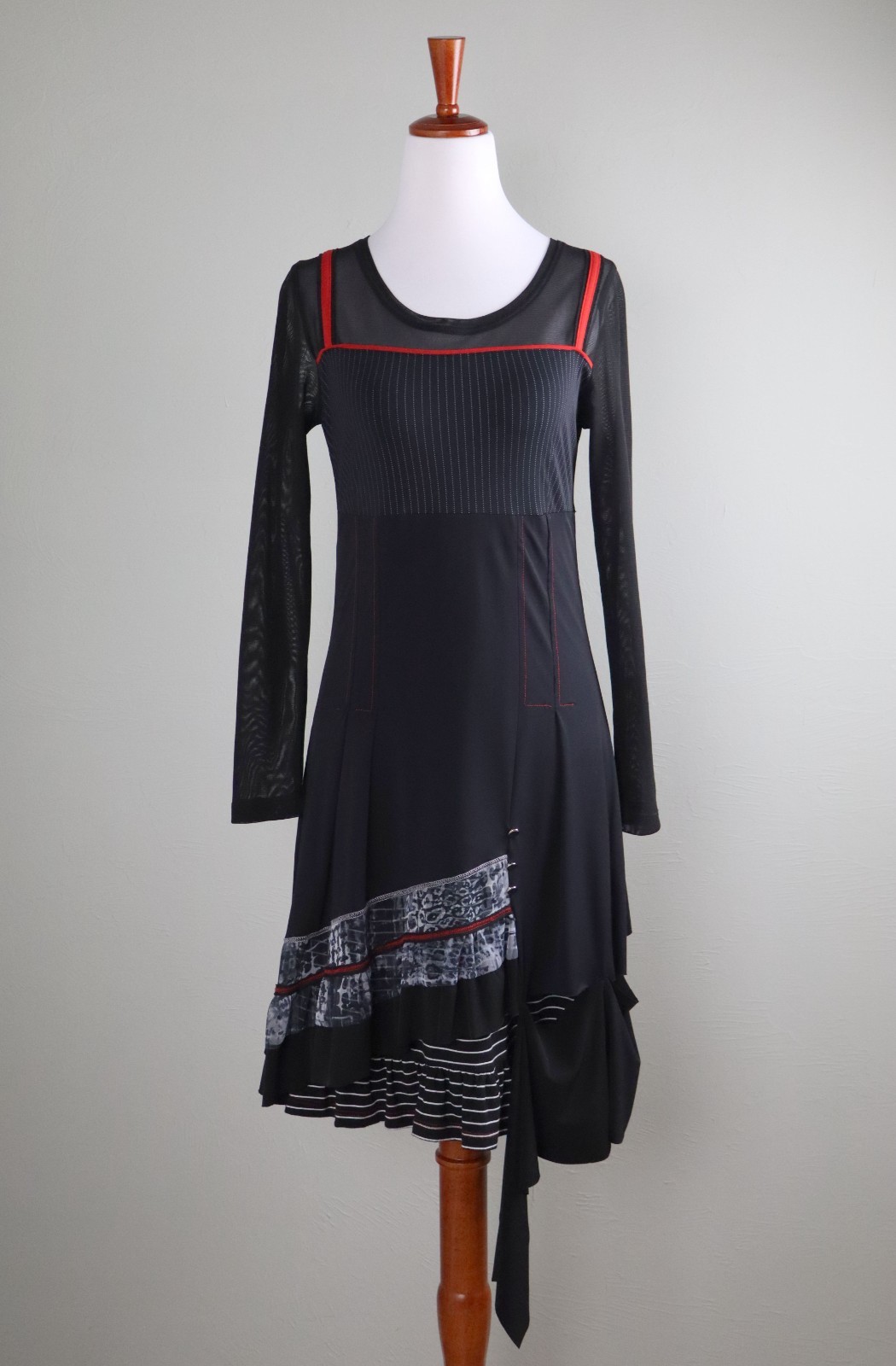 SIMPLY ART BY DOLCEZZA $167 Sheer Mesh Trim Ruffle Draped Dress Size XS