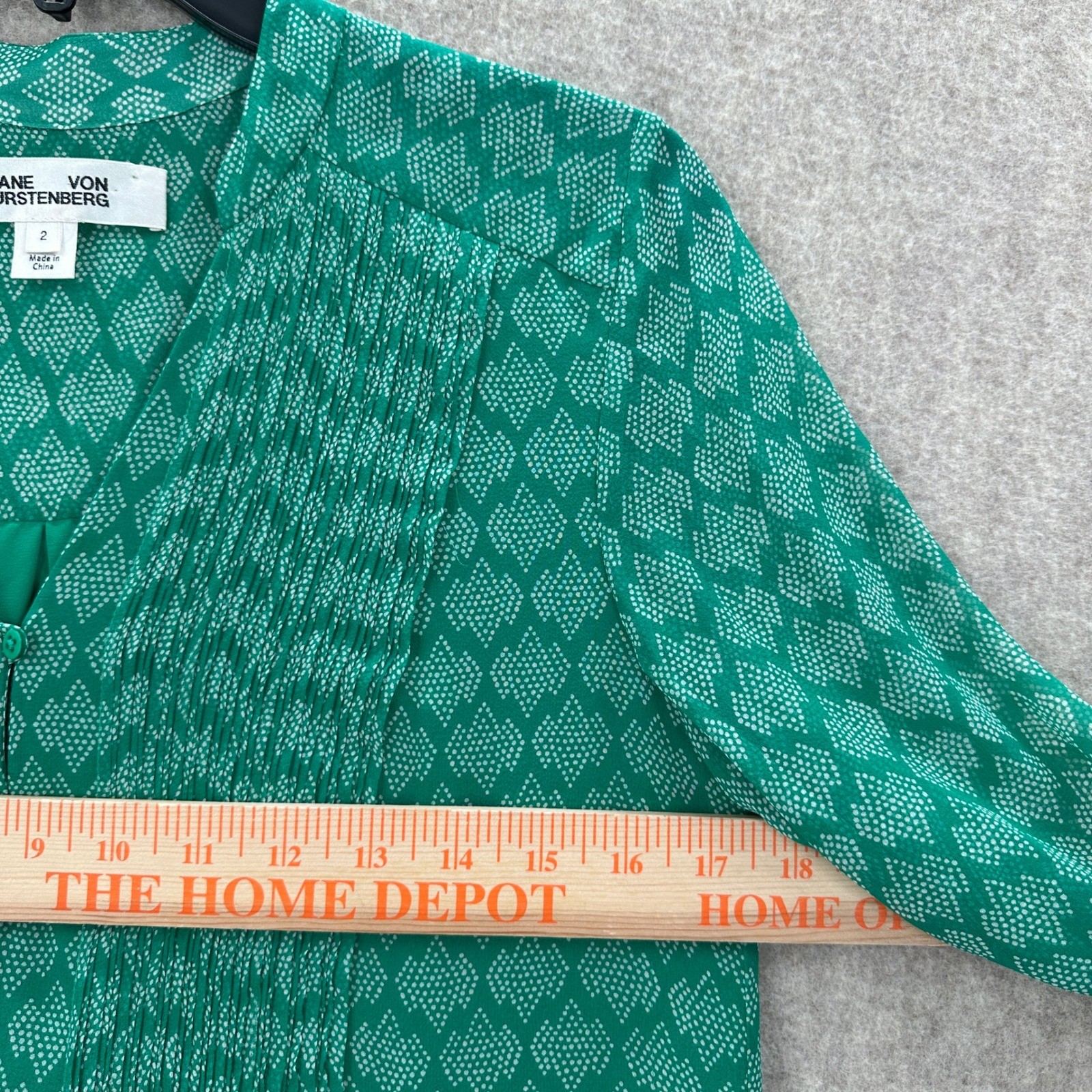 DIANE VON FURSTENBERG Green SILK Button Front Shirt Babydoll Dress SZ 2