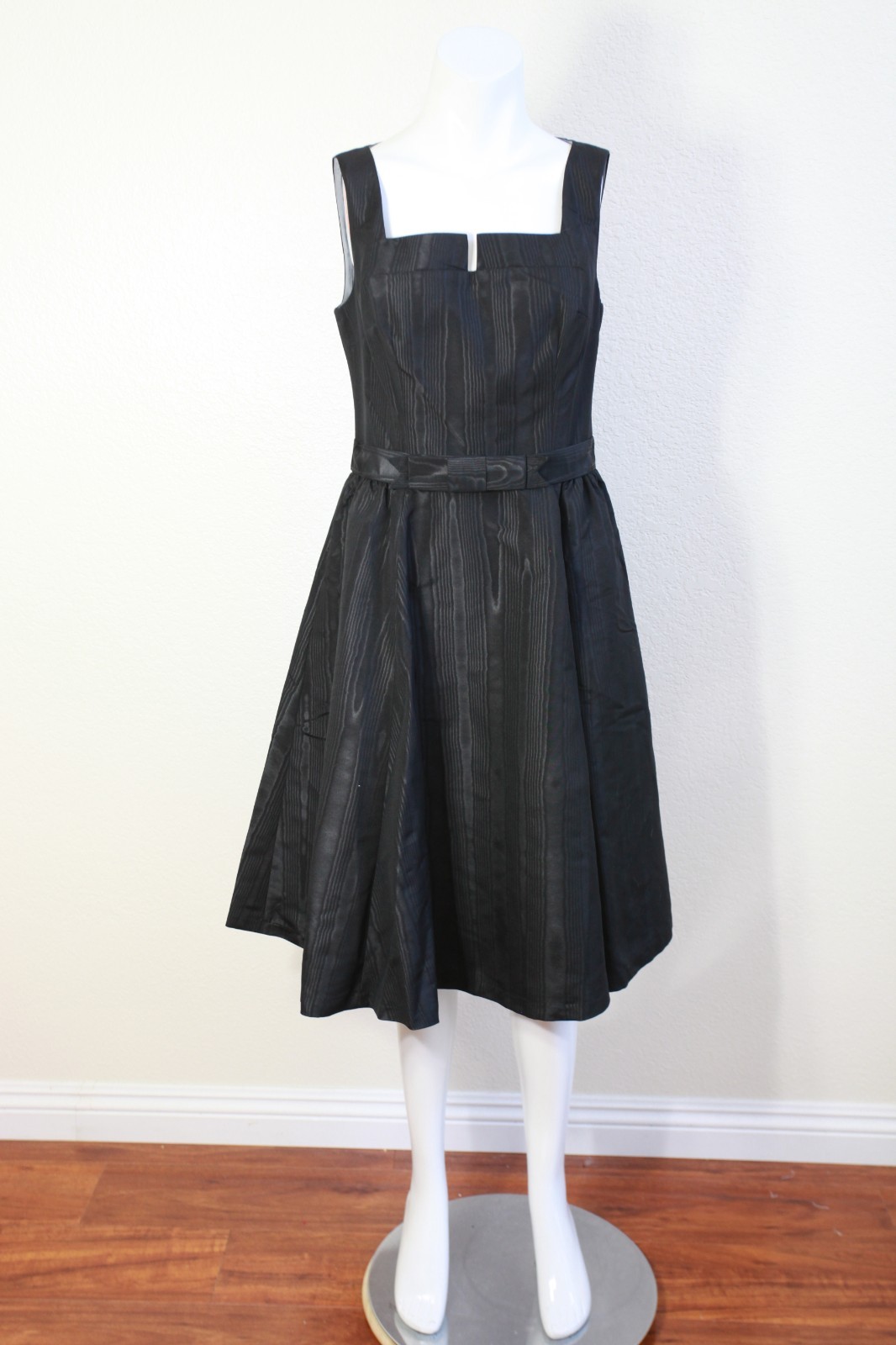 Isaac Mizrahi Target Sz 6 Black Striped Tafetta Evening Party Dress Midi LBD New