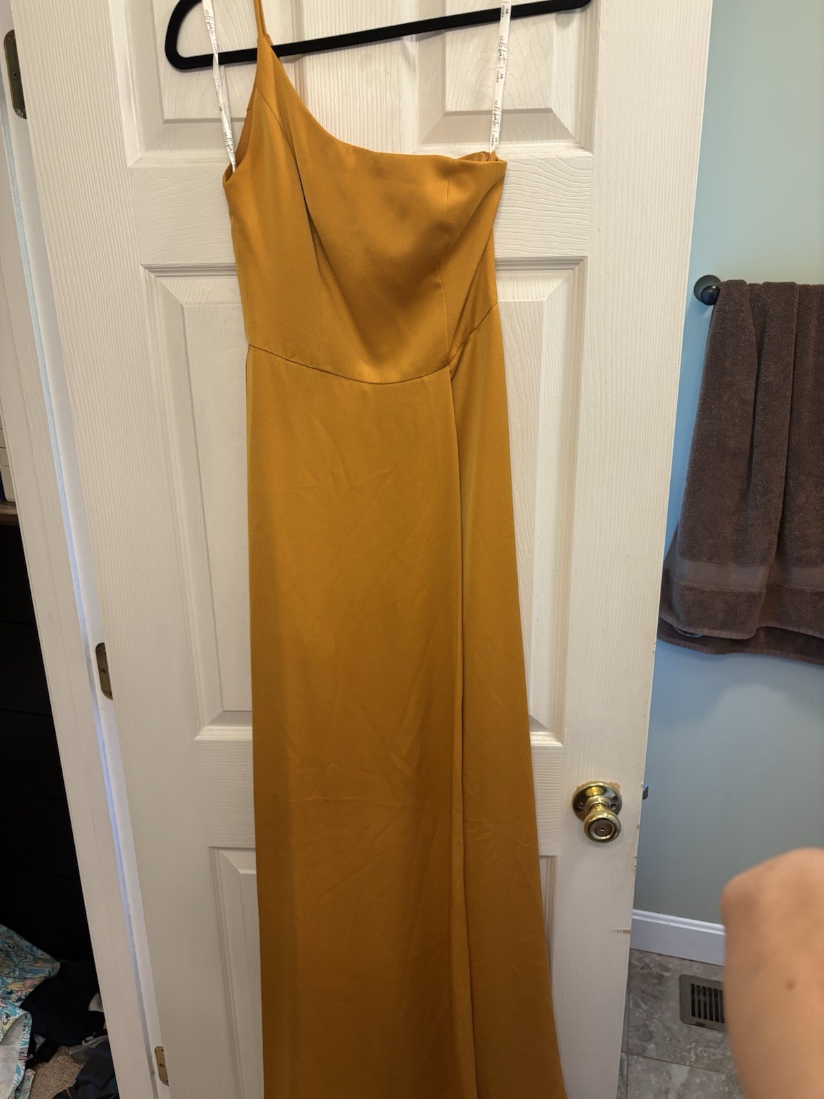 Celebrate DB Studio Women’s Gold Satin One Shoulder Maxi Formal Dress Size 2