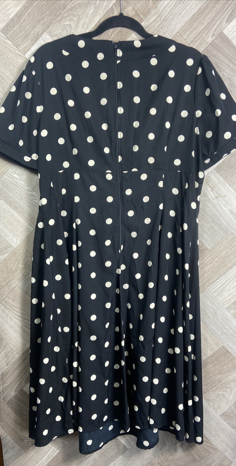 Hell Bunny Vixen Black & Cream Polka Dot Dress Rockabilly Retro Size 3XL / UK 20