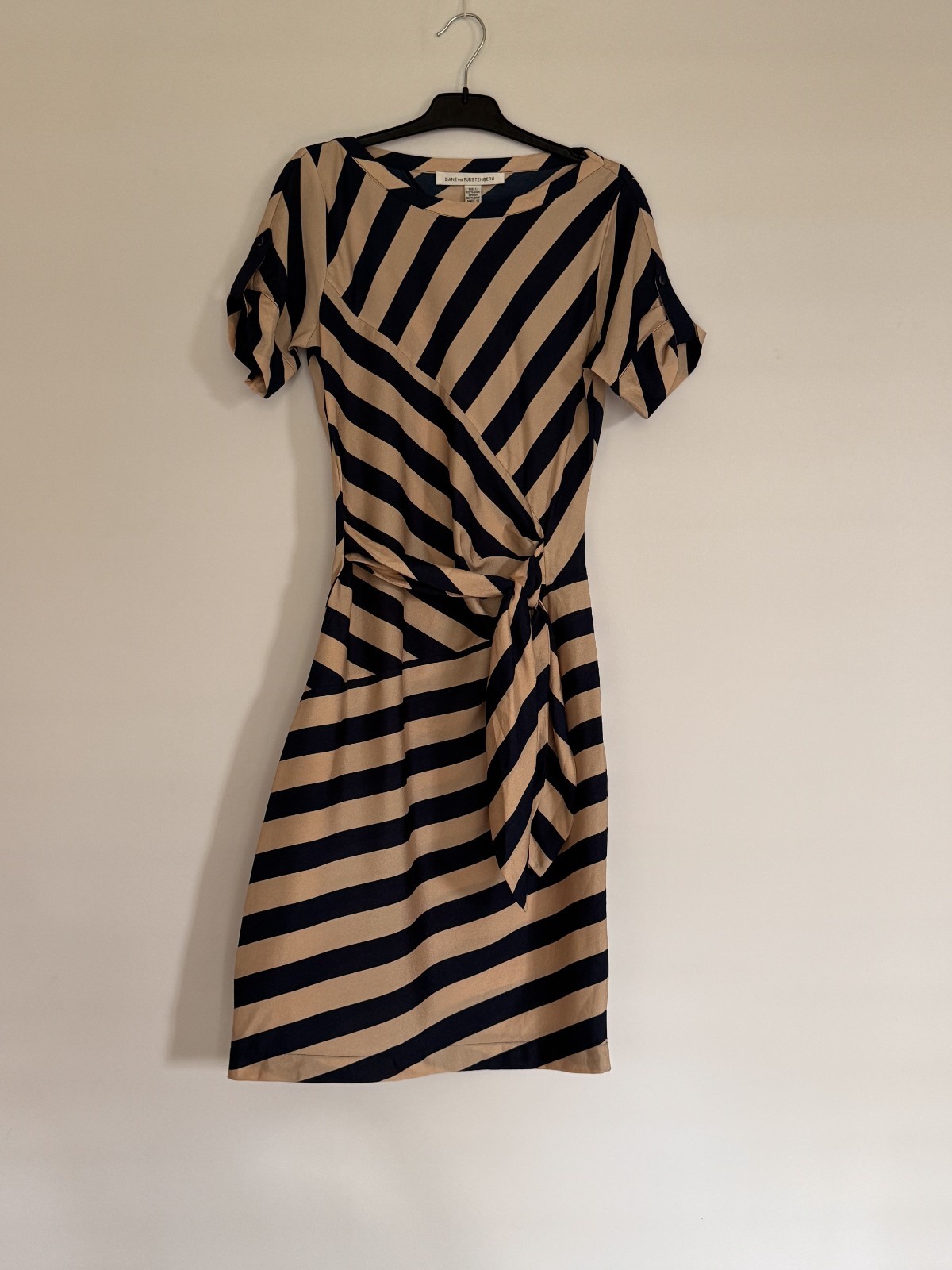 Diane Von Furstenberg DVF Silk Striped Dress Beige Blue Tie Waist Women Size 2