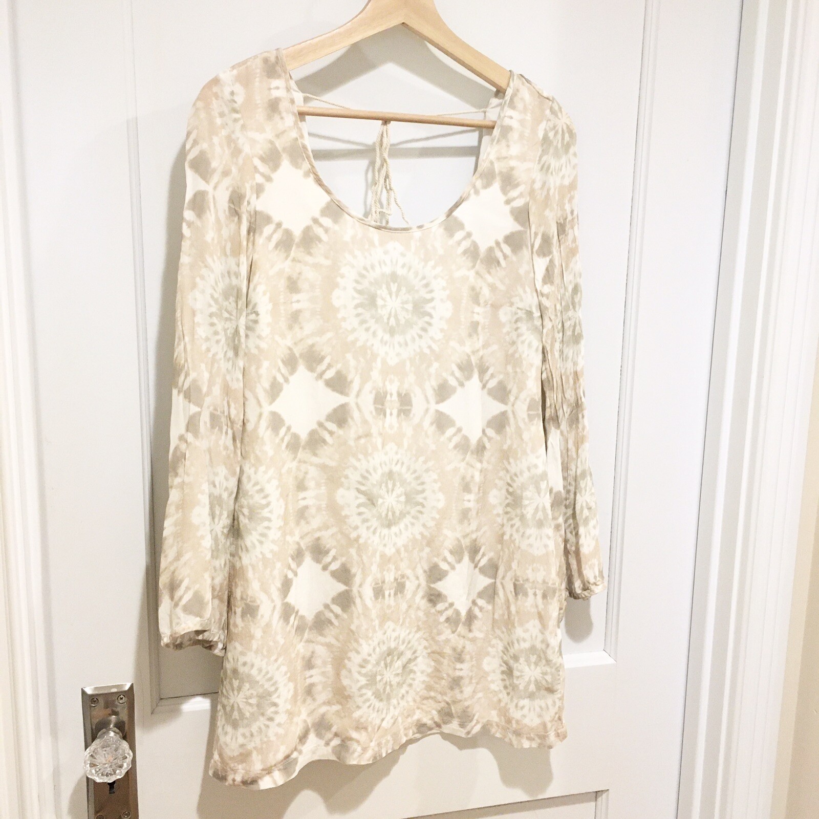 Winston White Bardot Dress Cream Tie Dye XS Boho Tassels Open Back Bell Sleeve