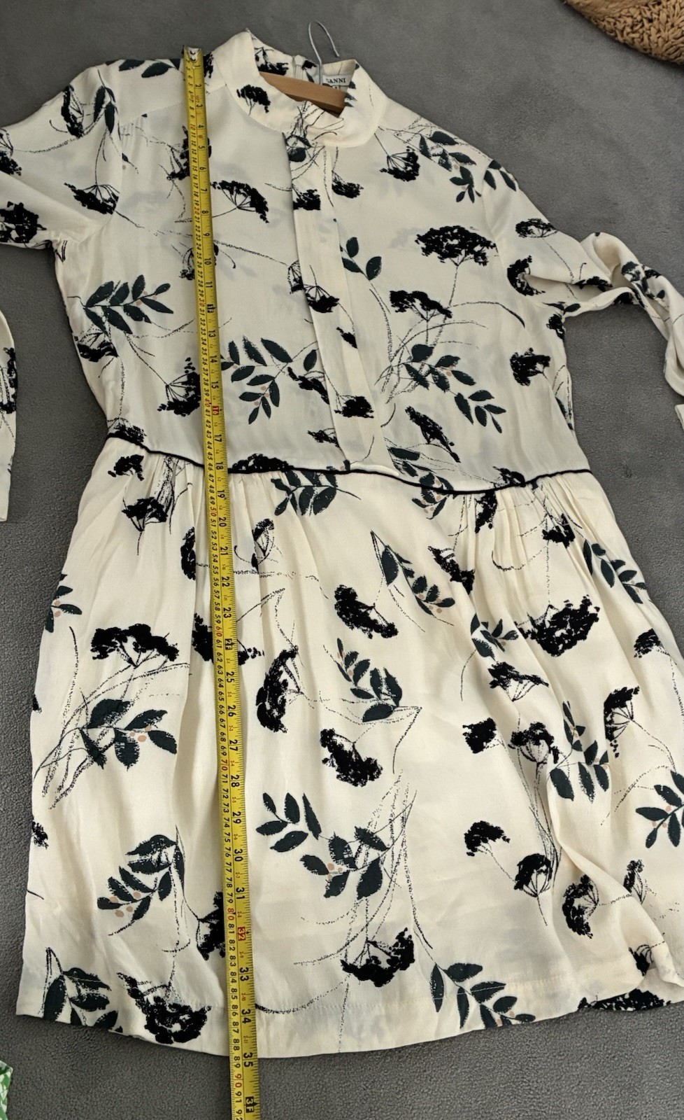 Ganni Floral Cream Black Short Mini Dress Size 8 36 Cottagecore Scandi chic