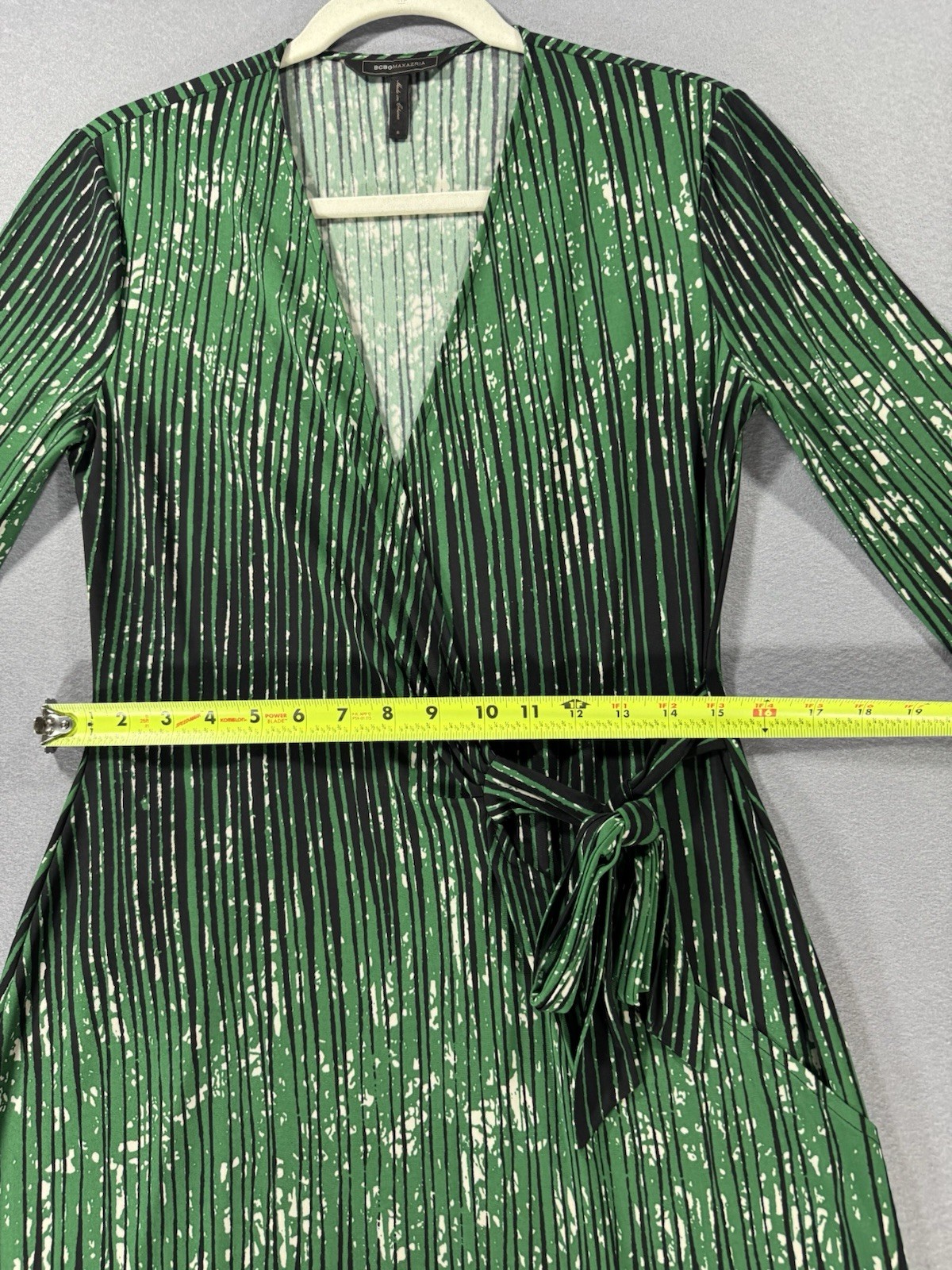 BCBG Adele Wrap Dress Amazon Green & Black Quarter Sleeve Evening Night Out Sz S