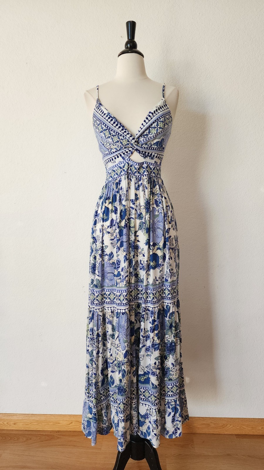 New Anthro Maxi Dress Size Small XS Blue Floral Coquette Brunch Garden Cottage