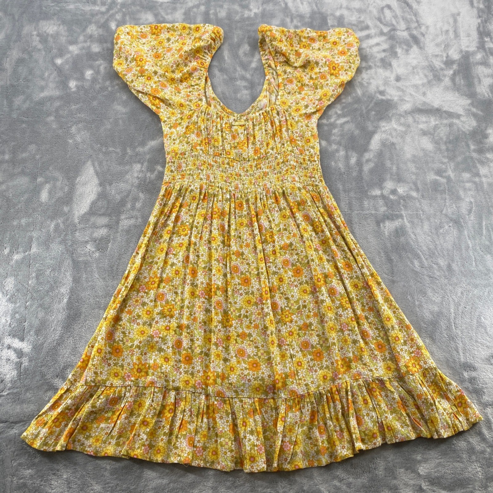 Billabong Yellow Floral Smocked Mini Dress Size Small Puff Sleeve Retro Boho