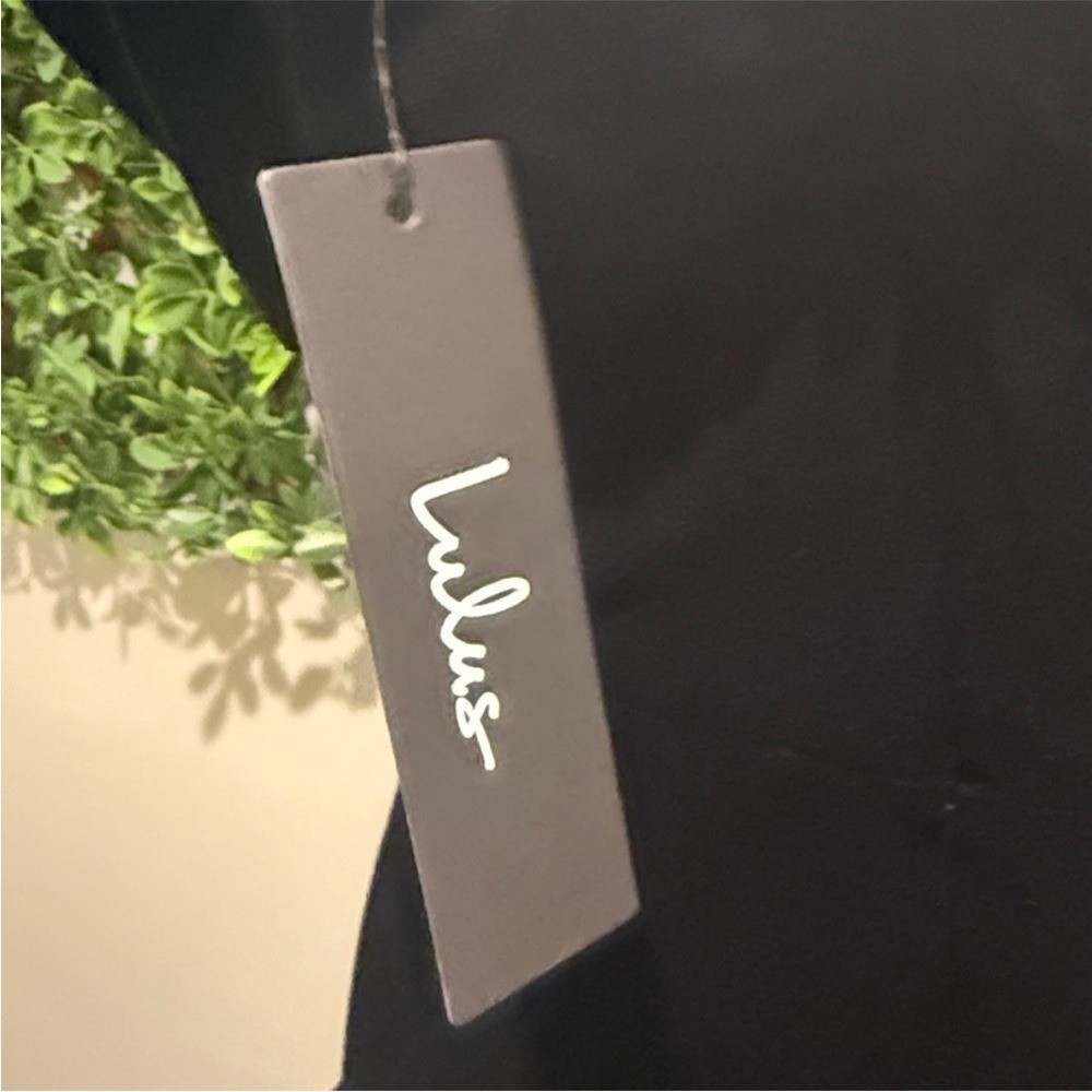 NWT- Stunning Invitation Black Velvet Ruched Sleeveless Dress