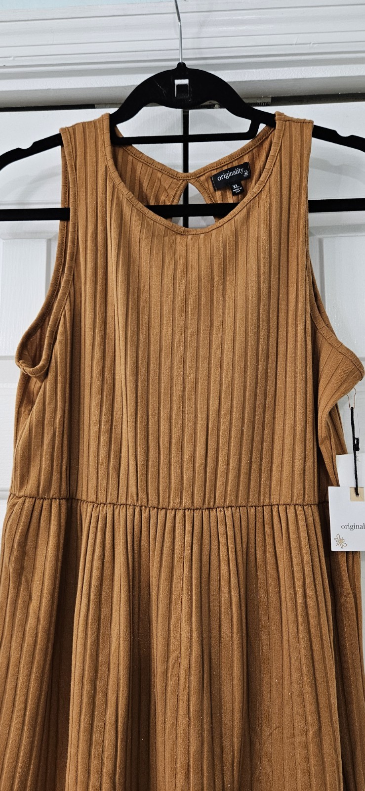 Originality Women’s Sleeveless open back, Tiered Dress XL NWT Butter Rum (72)