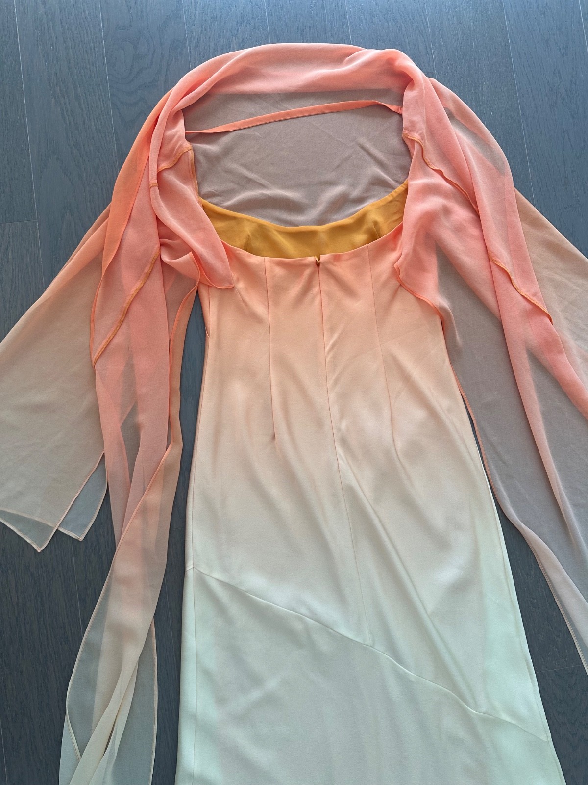 Significant Other Devyln Long Sleeve Gown Solarflare Ombre Yellow Orange US 4