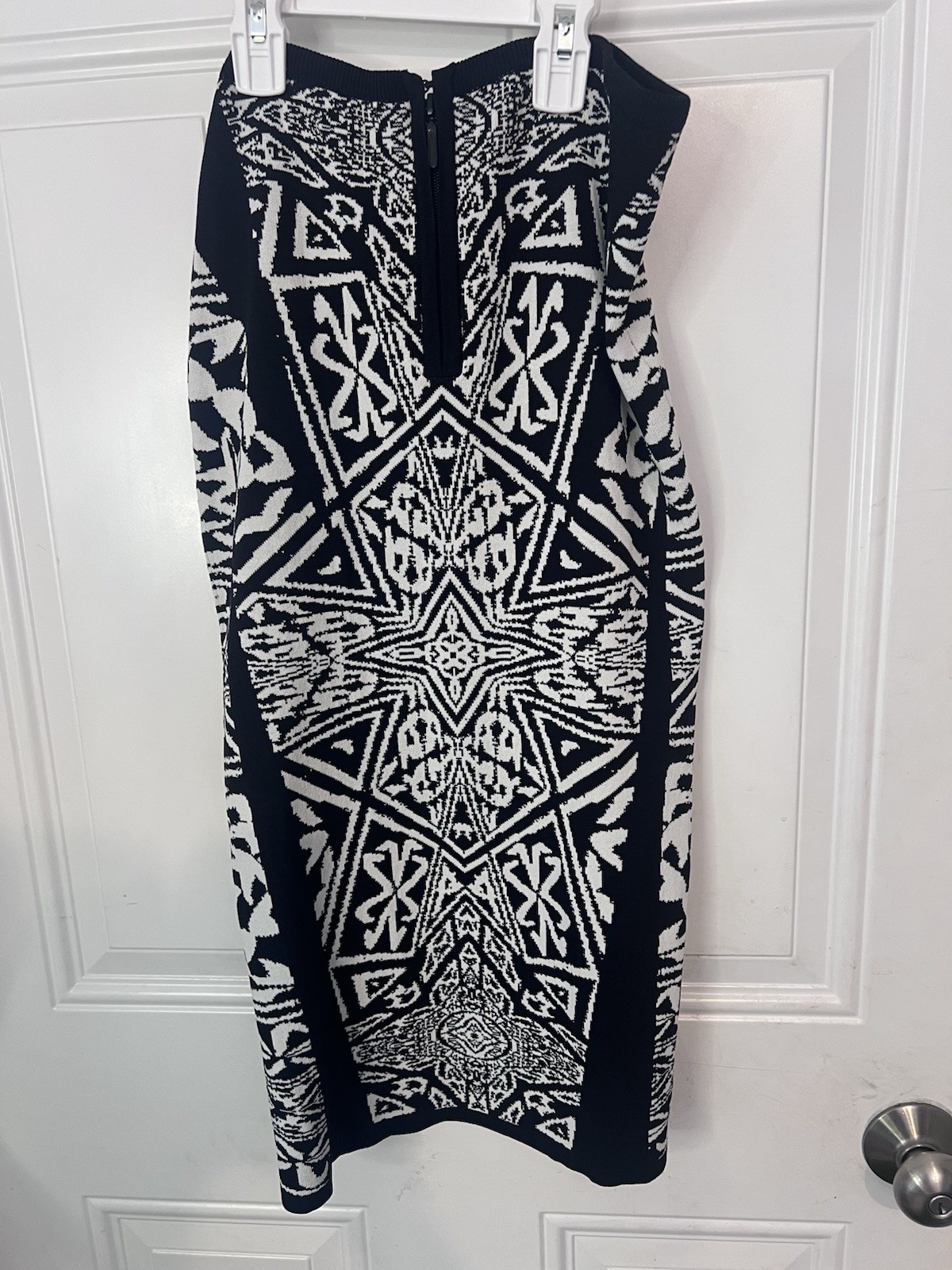 Nicole Miller Artelier + Reeve Neoprene Dress Size M