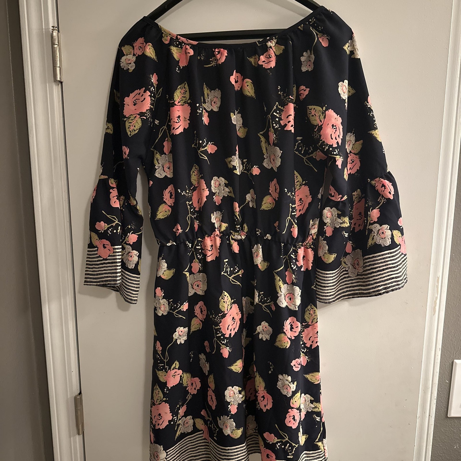 Le Lis Womens Eldon Dress Medium Dark Blue Pink Floral Stripes Bell Sleeves