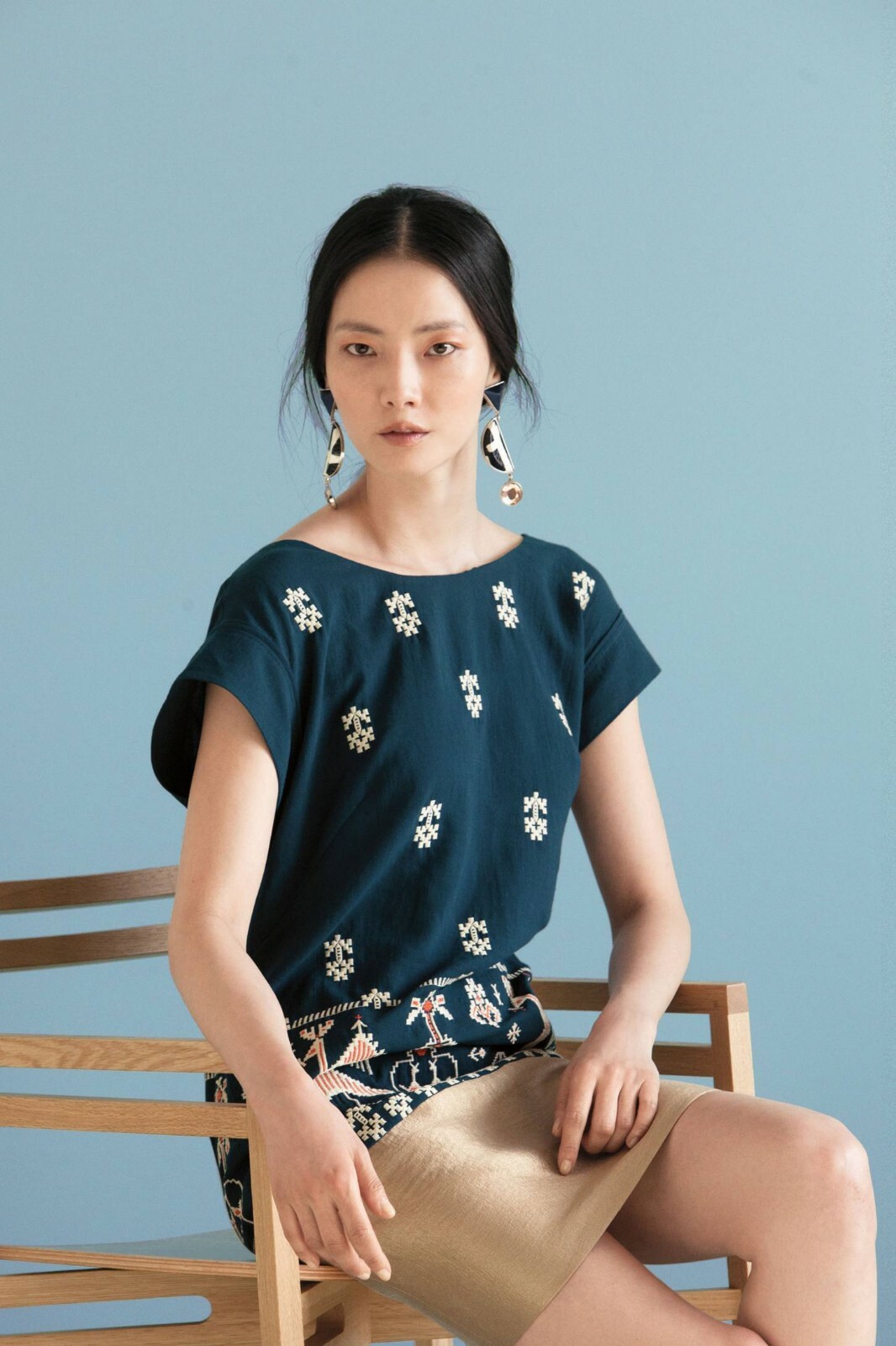 NEW Anthropologie AVIAN MYTH SHIFT Sz 4 Stylishly Embroidered FLOREAT Dress