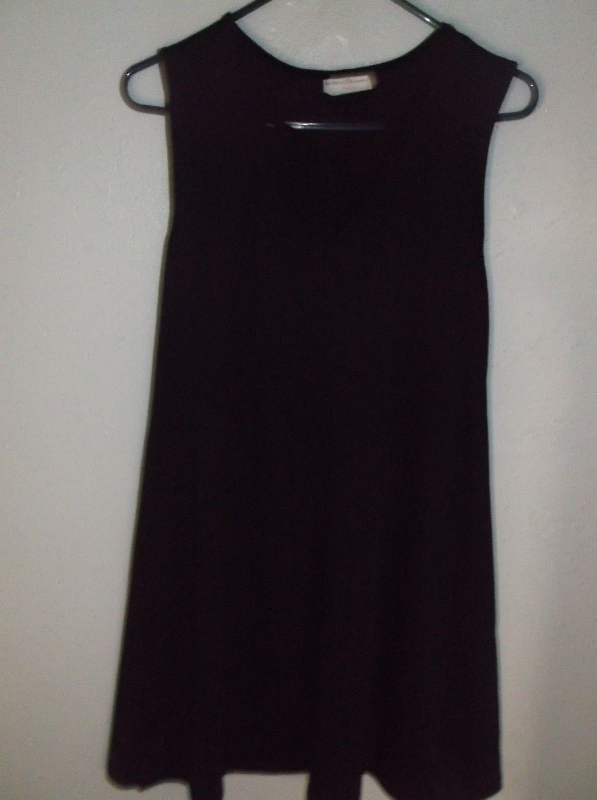 Black Dress Cute. Never Worn L Can be worn with Jacket.