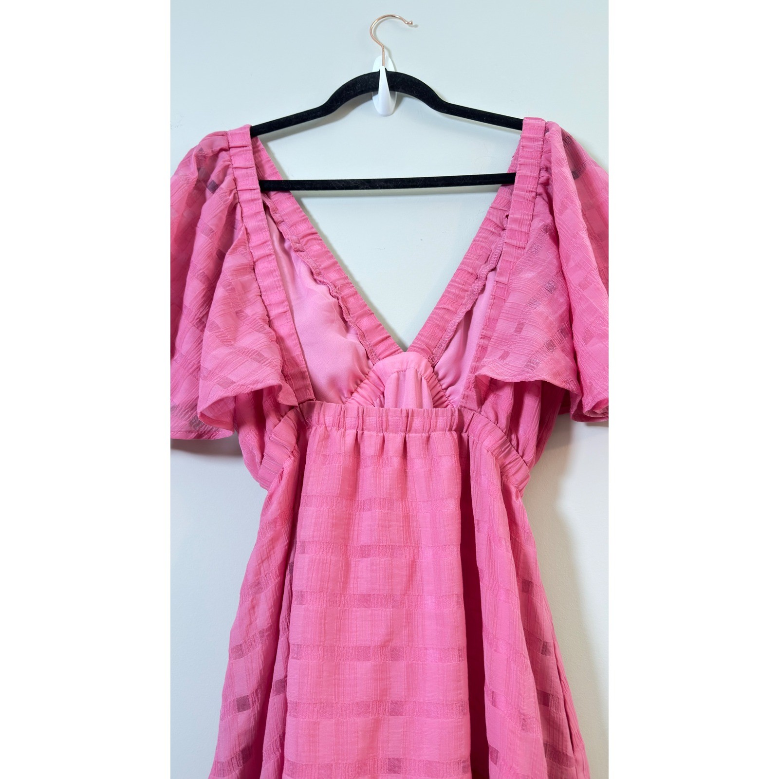 Storia Dress Pink Flutter Sleeve Tiered V-neck Plaid Texture Boho Romantic M