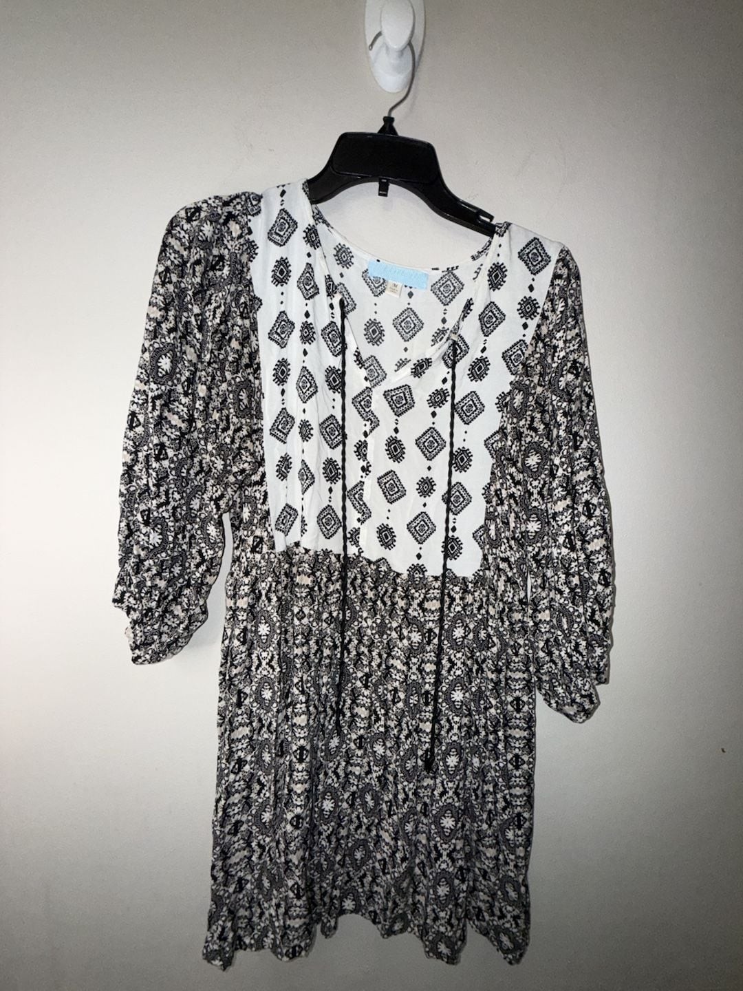 Umgee Women’s Boho Geometric Print Tie-Neck Shift Dress