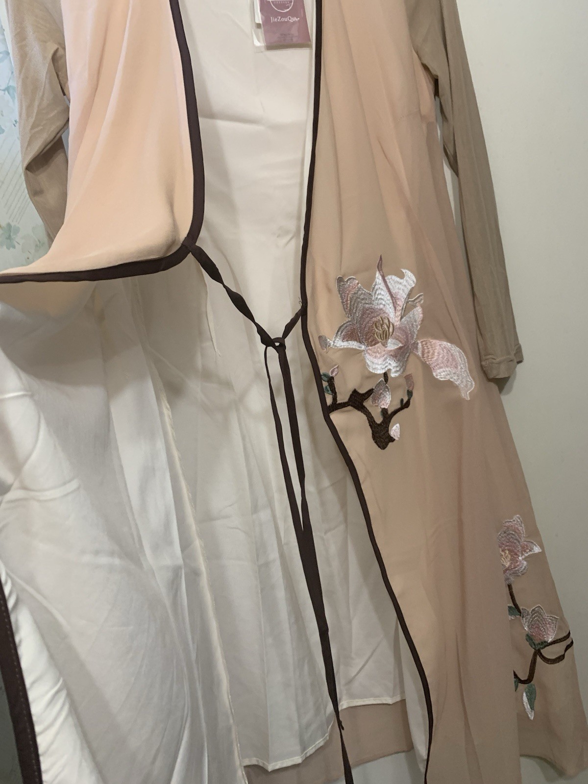 Hanfu dress beautiful embroidered flower Tassel bge Note: use ebay disc4Ad disc!