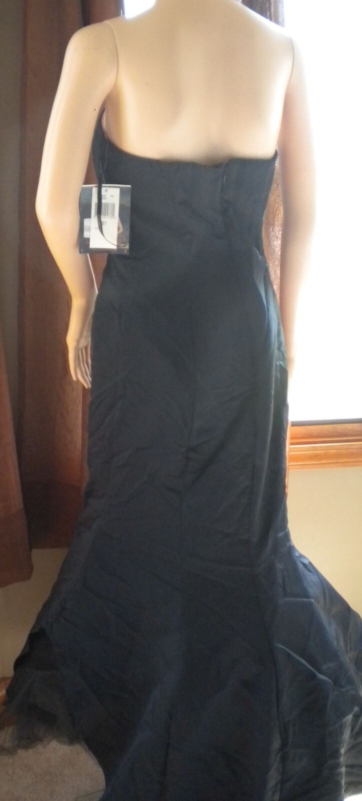 RAMPAGE NWT Vintage long gown with taffeta was $144 Size 3