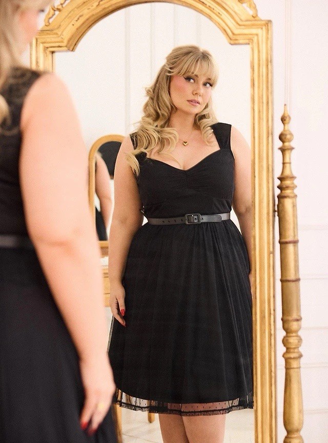 Torrid (1) Black Retro Chic Flock Dot Mesh Fit & Flare Swing Dress, XL 14-16
