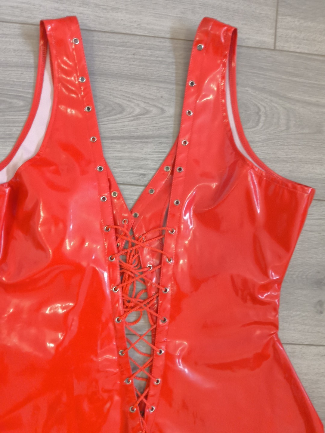 BNWOT Bright Red PVC Plunge Neck Lace Up Front & Back Bodycon Dress Size 10-14