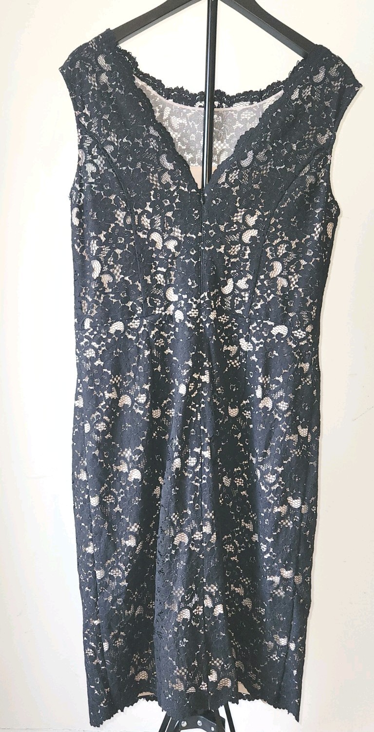~WHITE HOUSE BLACK MARKET Black/Beige Lace Sheath Dress V-Neck Sleeveless 14~