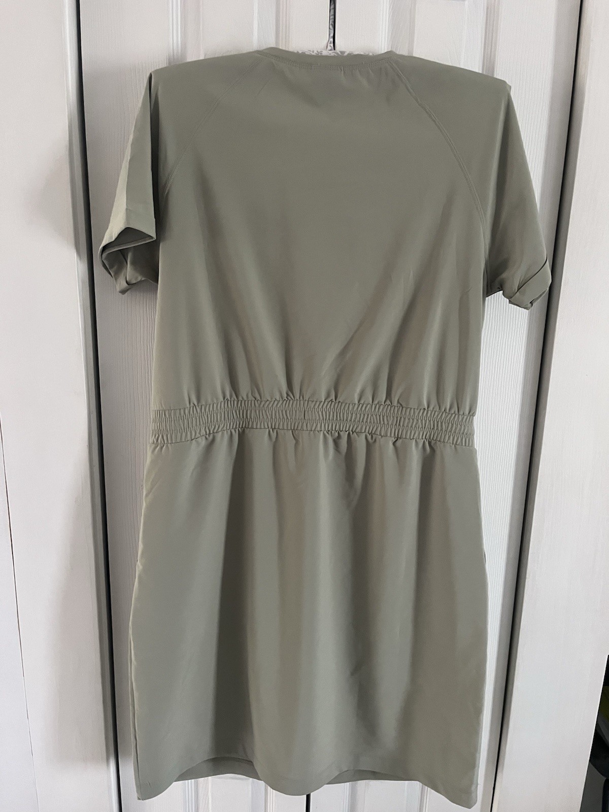 THE NORTH FACE stretch nylon Sage Green Casual Dress Size L Travel Vacation NWOT