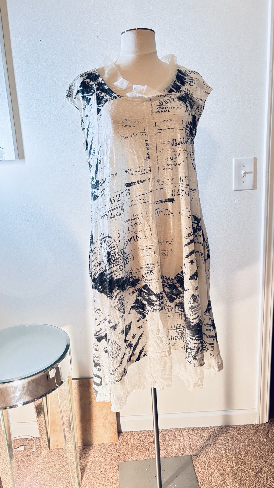 Gershon Bram White Black Graphic Mesh Midi Dress M Scoop Neck Cap Sleeve