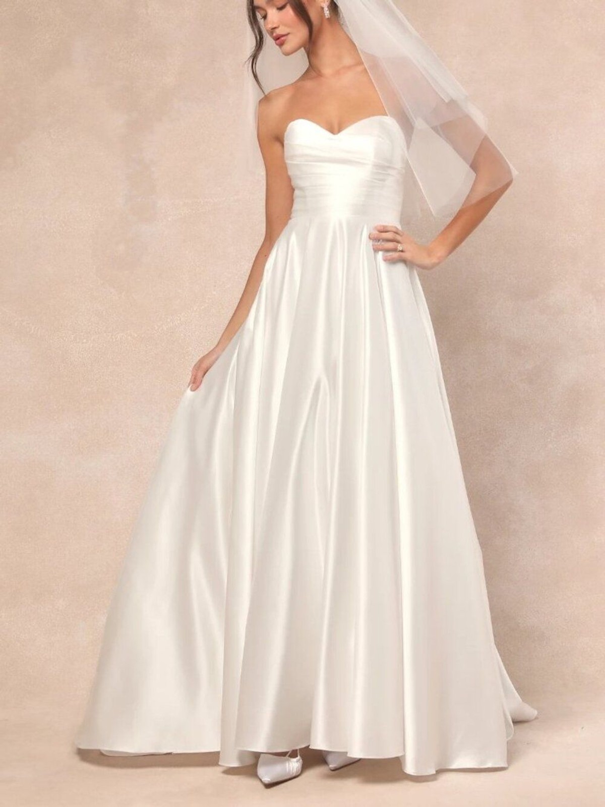 Lulus Khalida White Satin Pleated Strapless Gown Size Medium