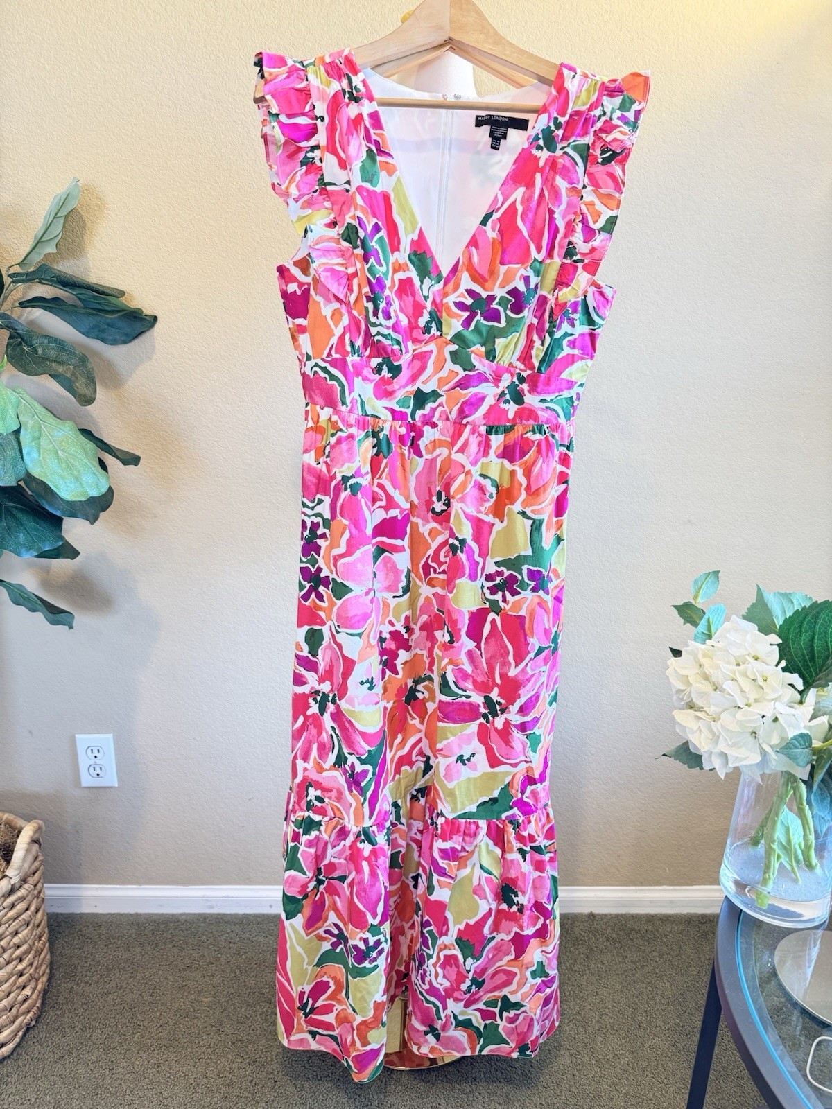 Maggy London Floral Maxi Dress Size 10 Beach Wedding Guest Vacation Garden Party