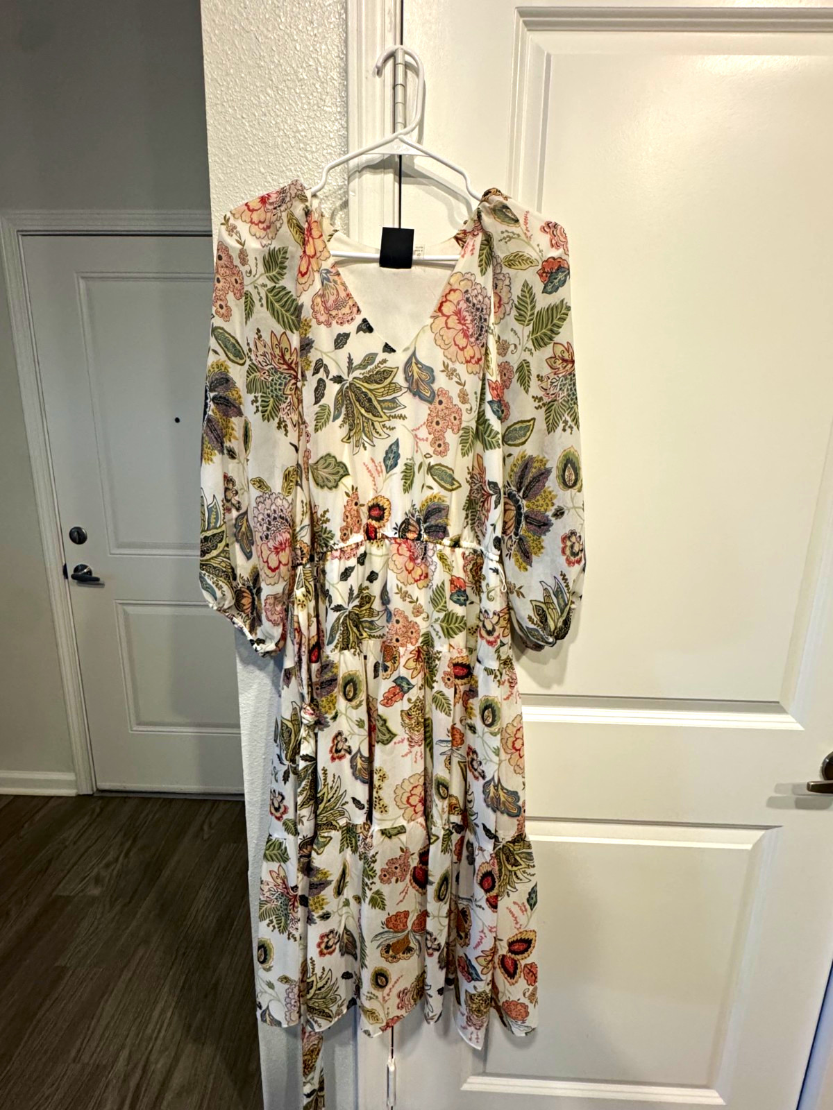 Women’s White Multicolor Floral V-Neck Pleated A-Line Midi Dress L