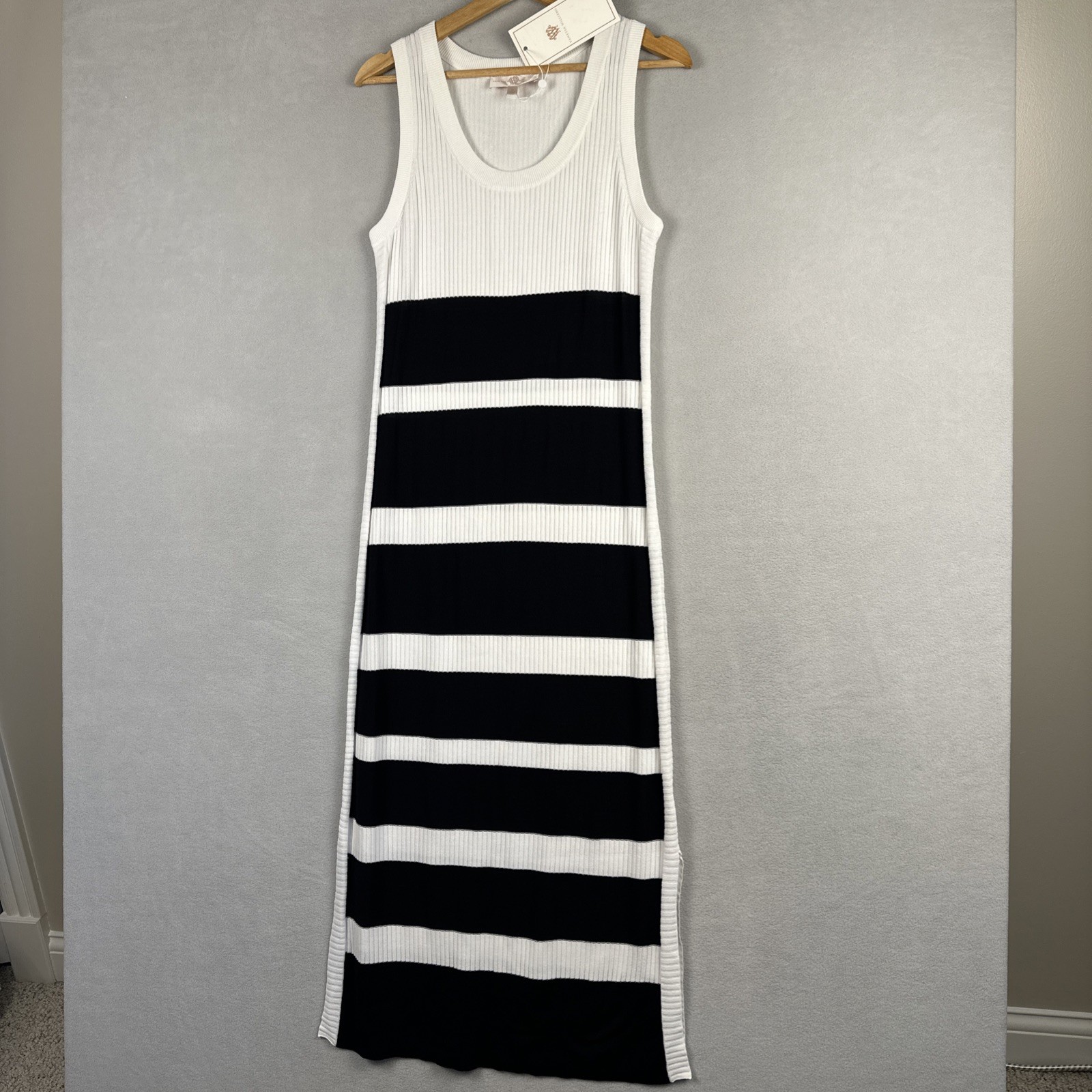 Vanessa Williams Bodycon Ribbed Maxi Tank Dress Womens Medium White Black Stripe