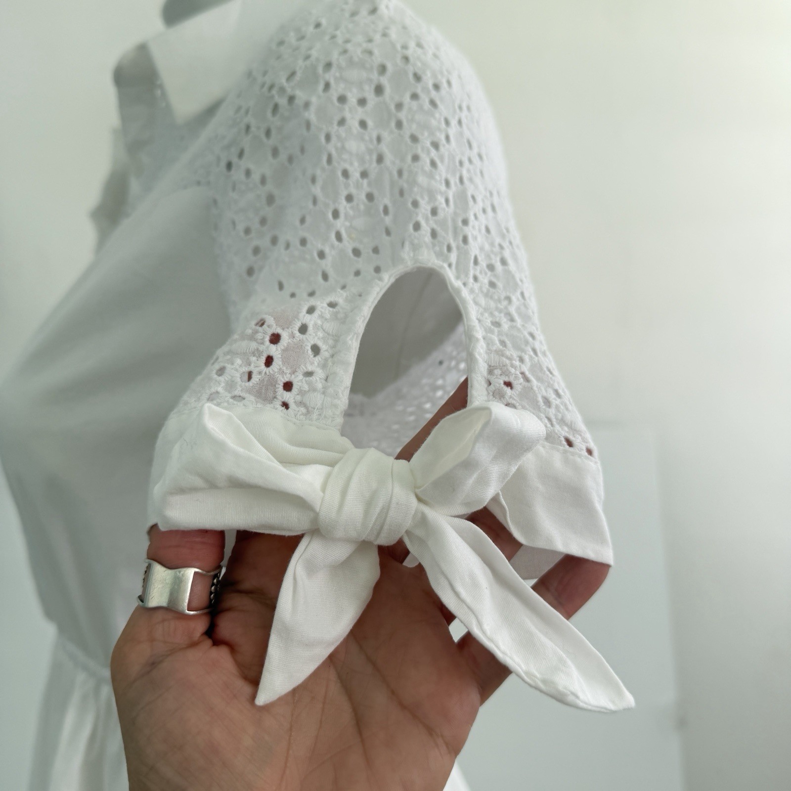 NEW MONTEAU White Eyelet Button Front Dress SMALL Short Sleeve Tie Cuff Women