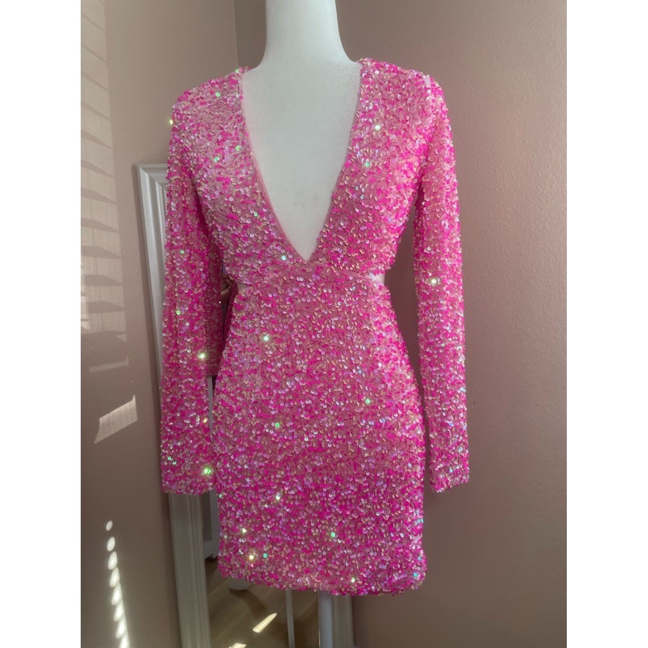 Petal & Pup Pink Sequin Mini Dress Small Prom Vegas Bachelorette Party