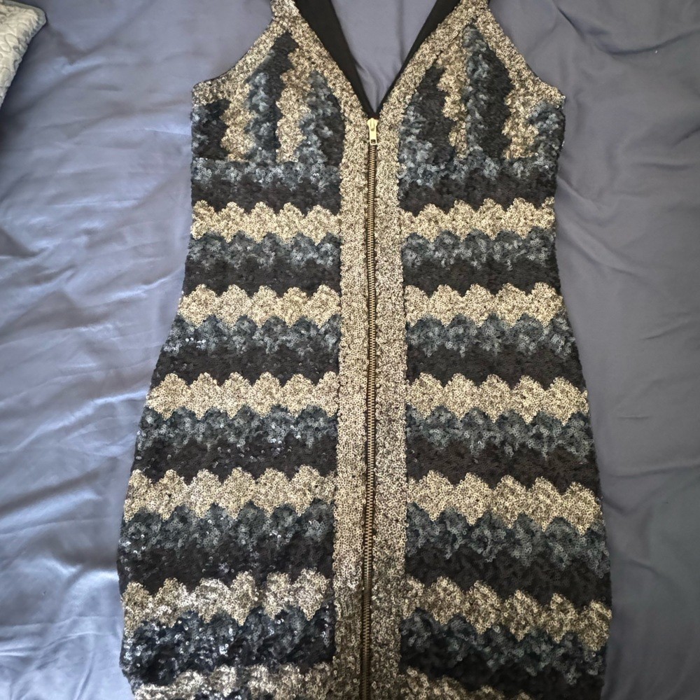 cocktail dress, large. Sequins with a touch of blue, black, beige. Stunning.