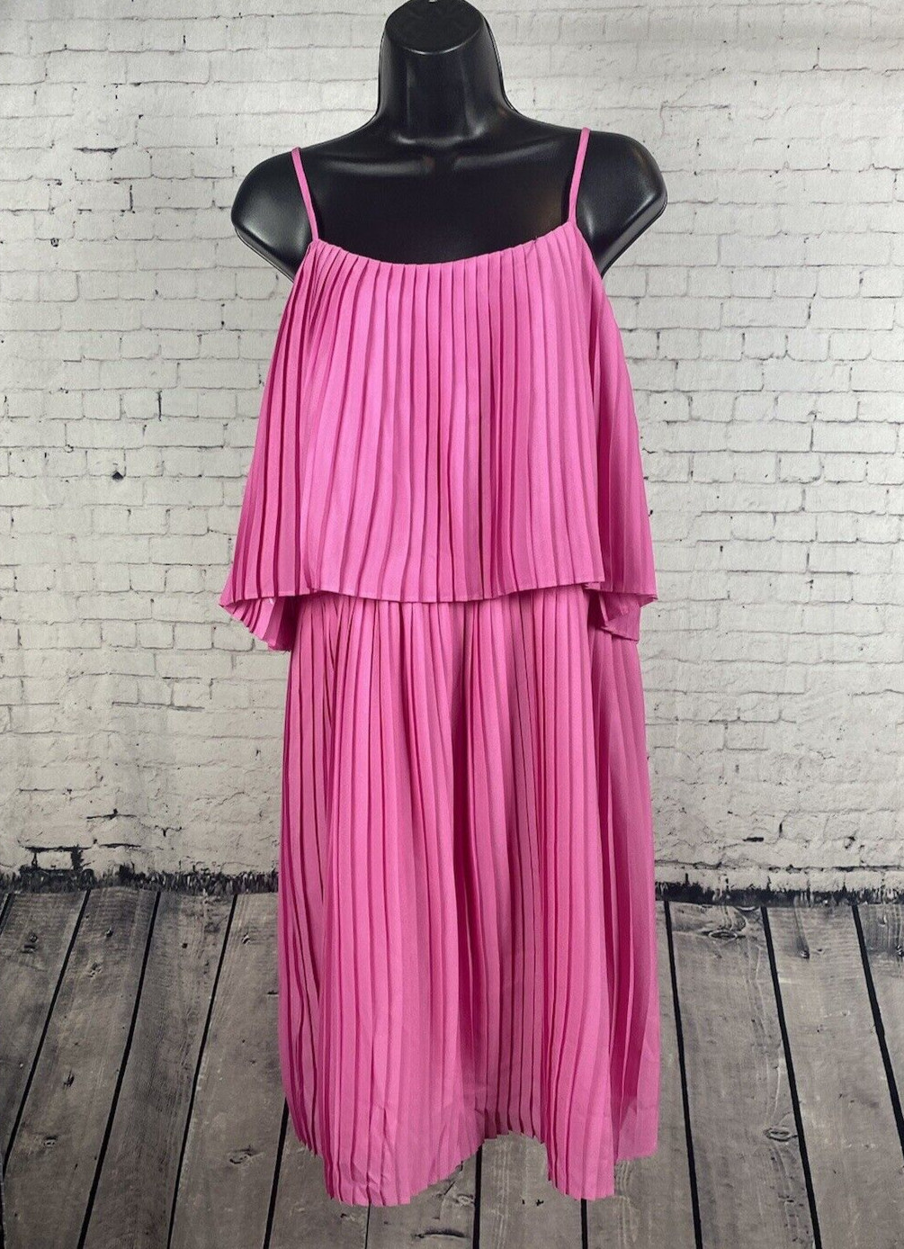 Merona Sleeveless Dress XL Women’s Pink Pleated Crinkle Folds Layered (A10)
