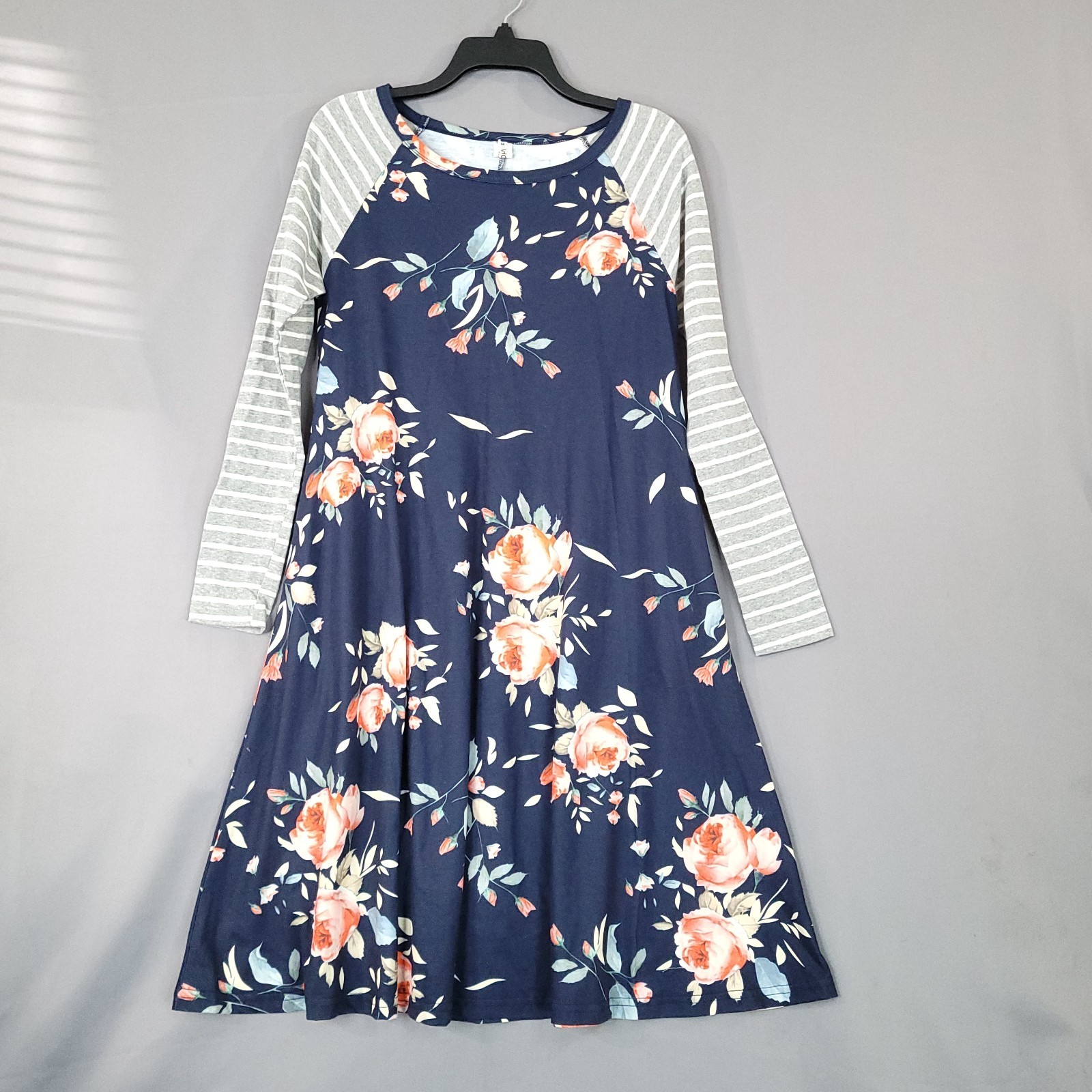 Viishow Women’s Navy Floral Dress Medium Striped Long Sleeve Pockets