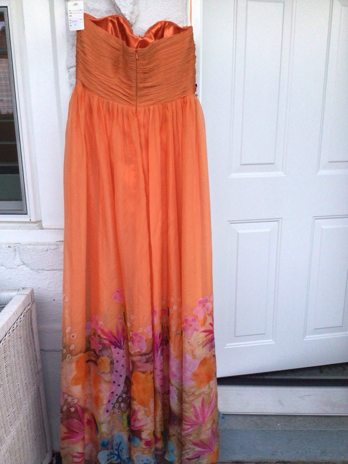 Morrell Maxie NWT’s Beaded Seashell Orange Sleeveless Maxi Silk Dress Sz. 10.