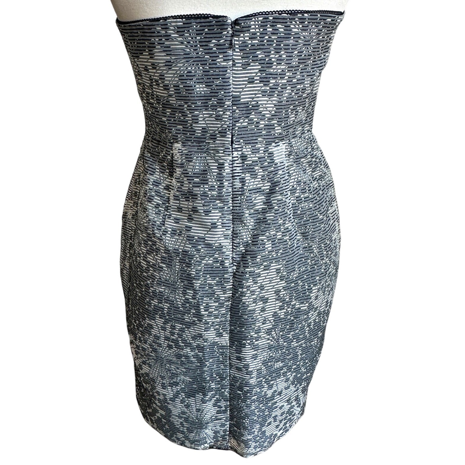 Adrianna Papell strapless sheath dress sweetheart print with puff hem Cocktail