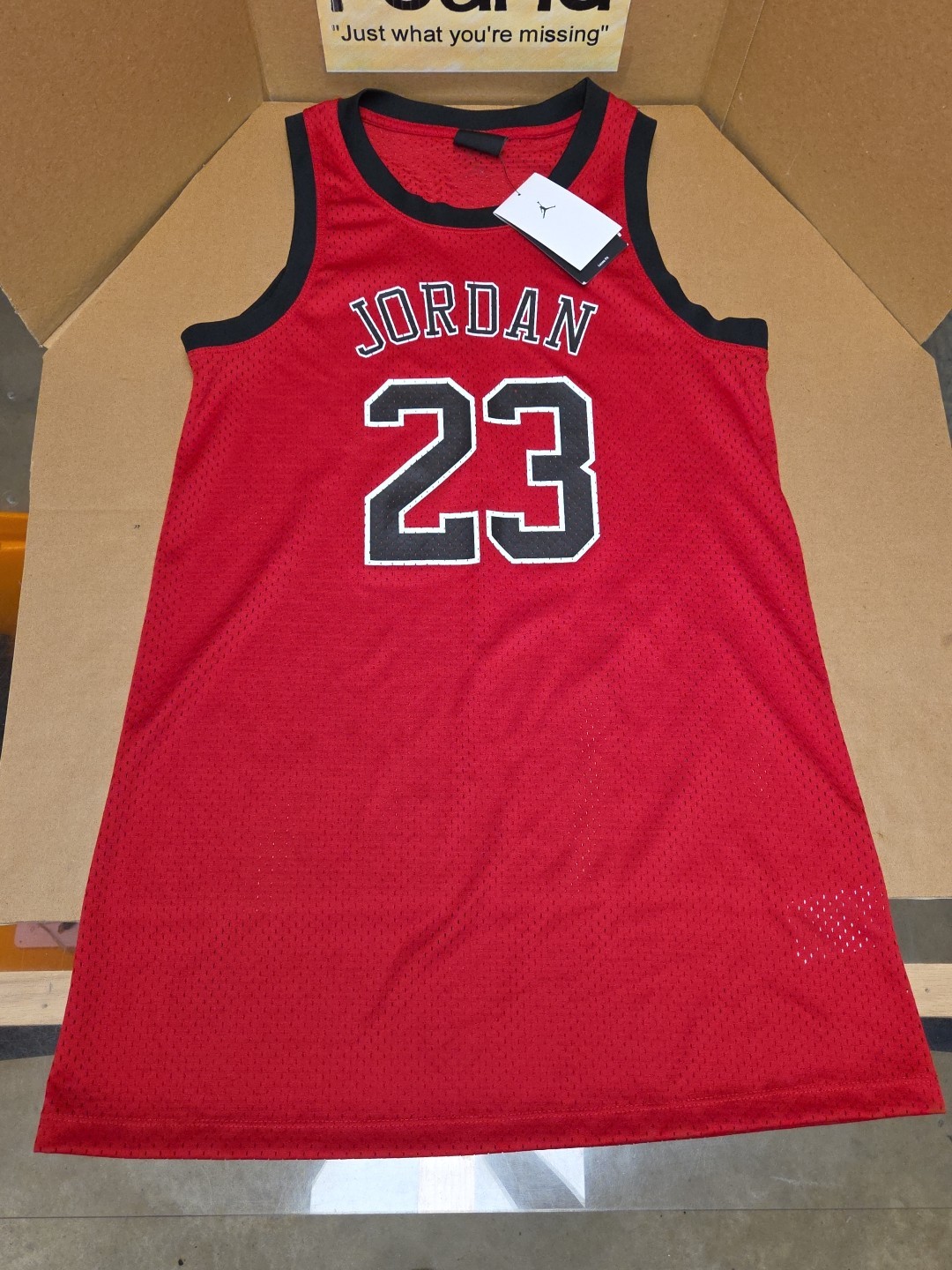 Nike Air Jordan Womens S Heritage Core Dress Jersey 23 Red DO5029-100 Loose Fit